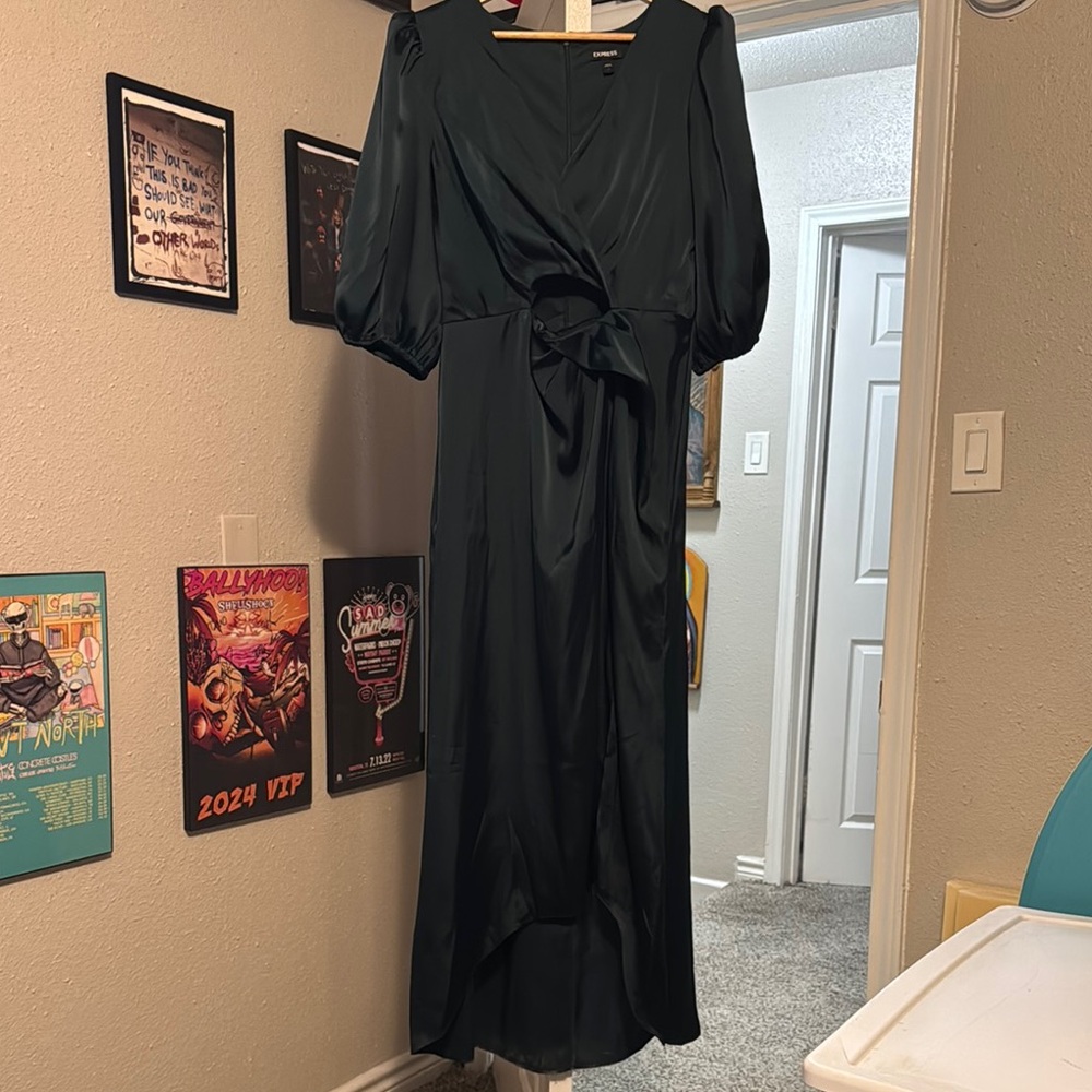 Elegant Dark Green Women's Dress